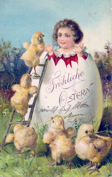 Kind im Osterei